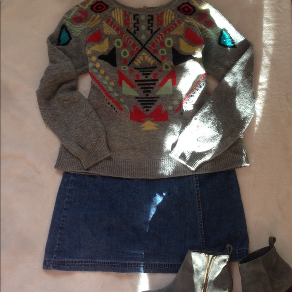 vintage Sweaters - Tribal Patterned Sweater vintage Sweaters - Tribal Patterned Sweater